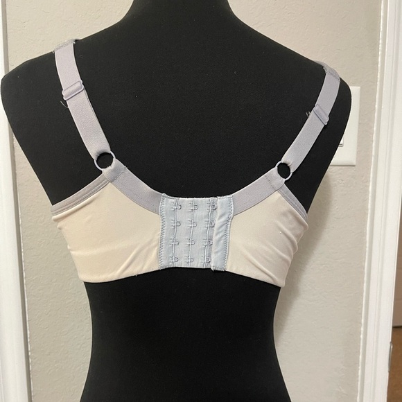 Goddess Sports Bra Full Coverage 34D - Picture 2 of 4